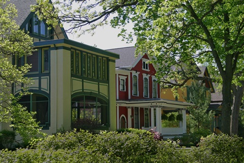 Historic homes in Oak Park.