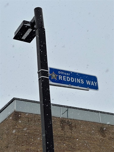 Reddins-way-sign